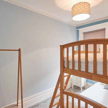 Host & Stay - Fly Away At Ruby Saltburn-by-the-Sea Exteriör bild